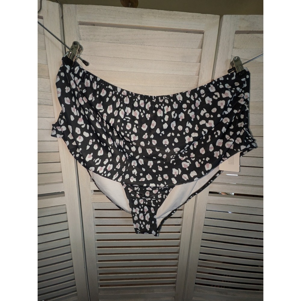 Bloomchic Leopard Print High Waisted Ruffle Bikini Bottoms Plus Size 28 NWT
